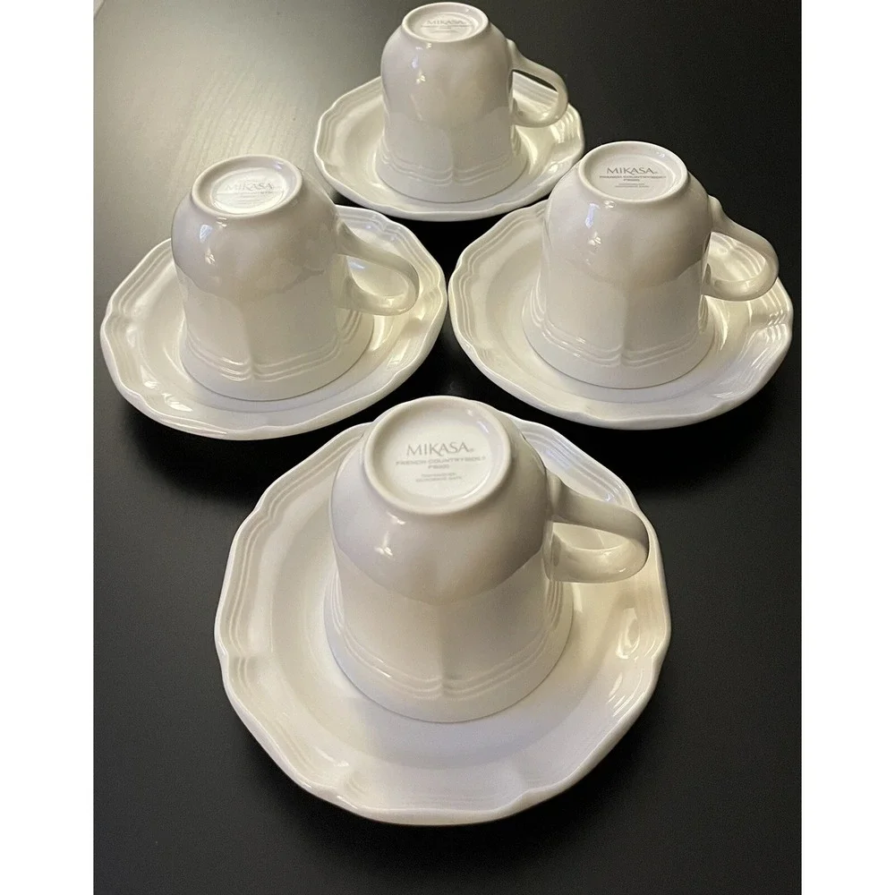 Set Of 4 Mikasa FRENCH COUNTRYSIDE F9000 Coffee/ Tea Mugs & Saucers Excellent - Picture 1 of 12